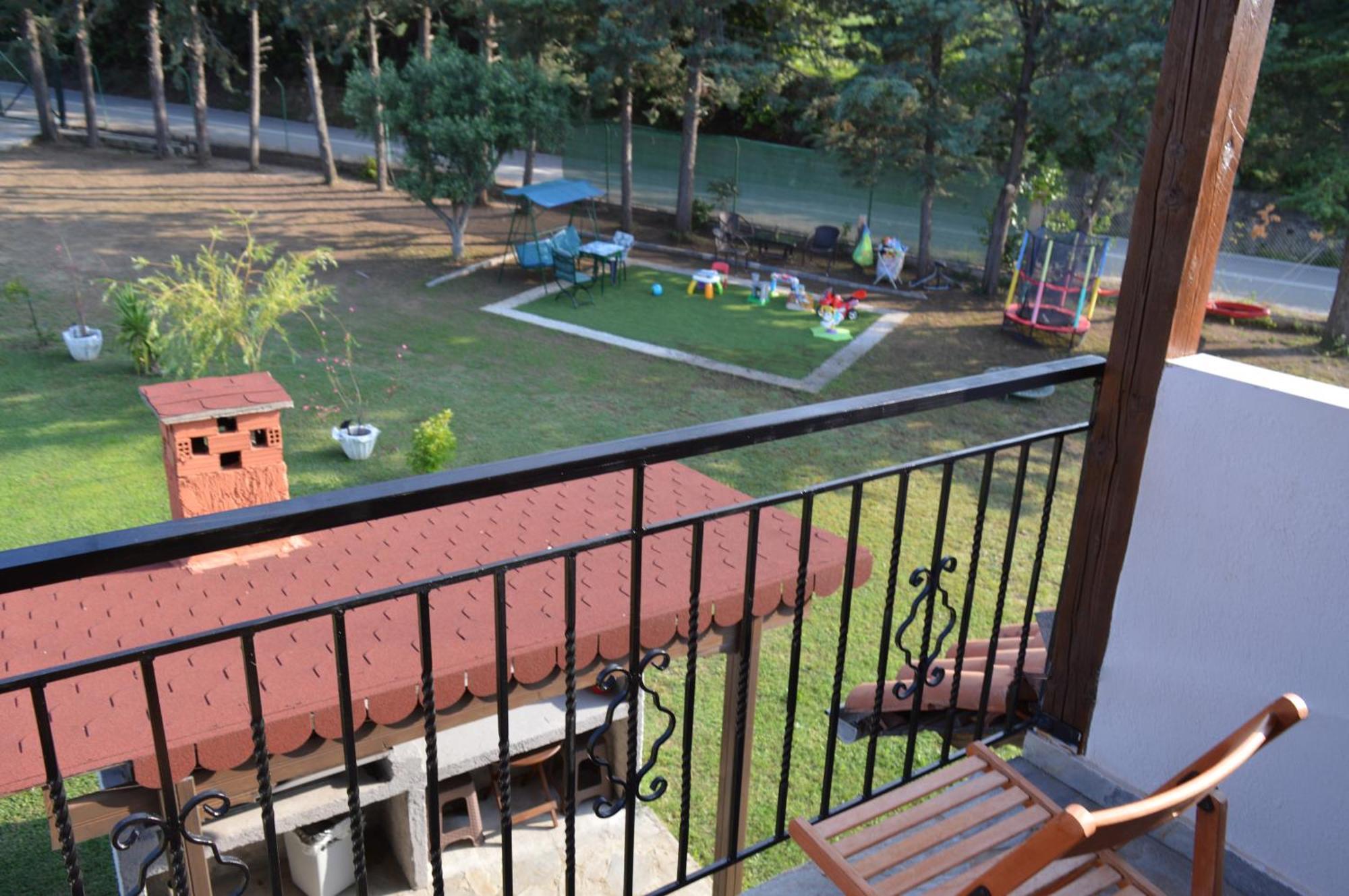 Holiday home Attic With A View-σοφίτα με θέα