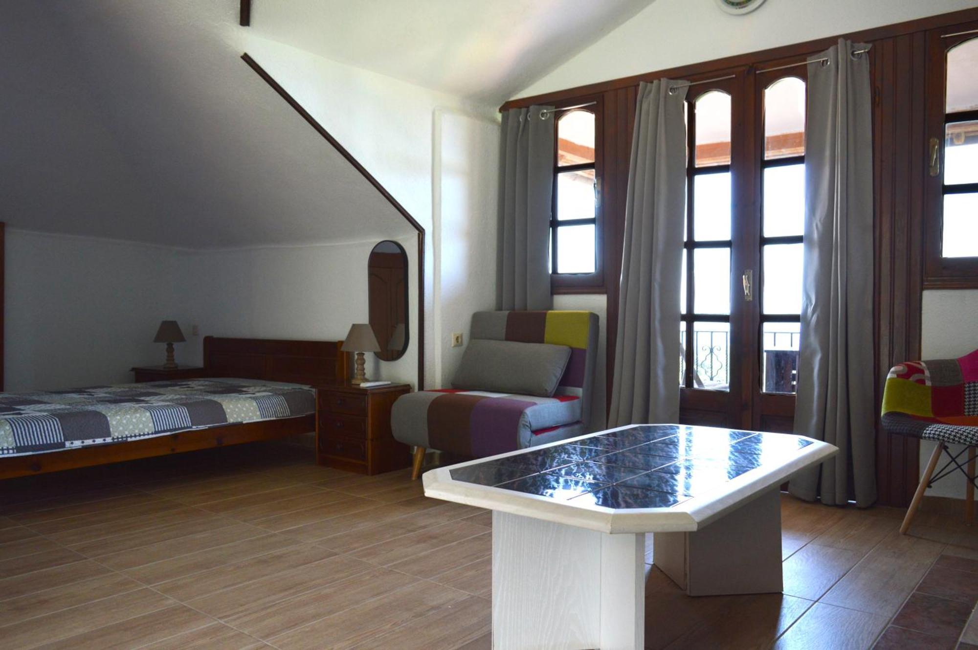 Attic With A View-σοφίτα με θέα Holiday home